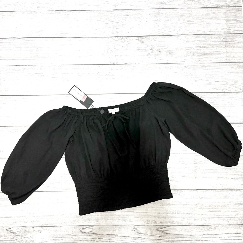 🖤(SOLD)Gianni Bini Blouse 🖤